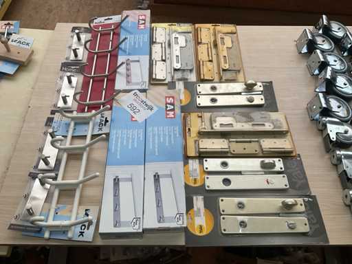 1 x Charge Garderobenhalter