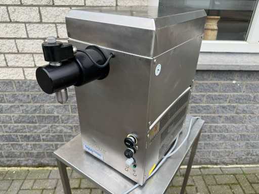 Sanomat - IJsmachine