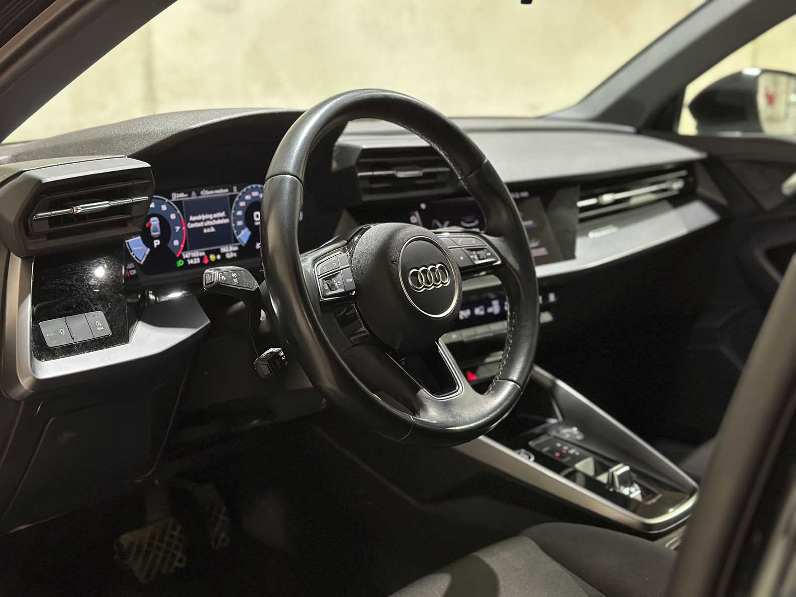 Audi A3 Saloon 35 TFSI Pro Line 150hp 2023 (Original-NL + 1st Owner), X-645-JF