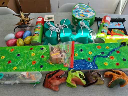 Spelkoffer inhoud dino's