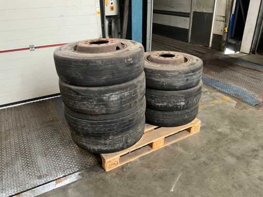 Semi low-loader tires incl rim (7x)
