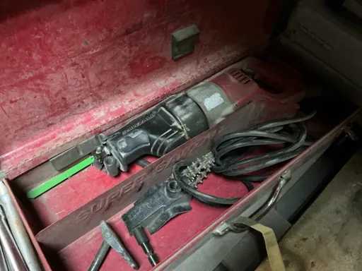 Mașina de fierăstrăt Milwaukee Super SawZall