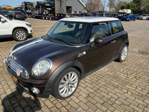 Mini  1.6 Cooper Mayfair, 92-LFT-3