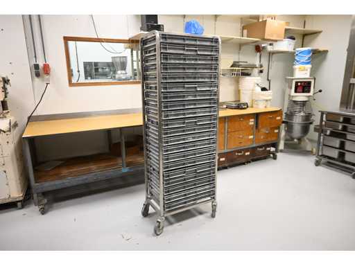 20-piece stainless steel raw material trolley