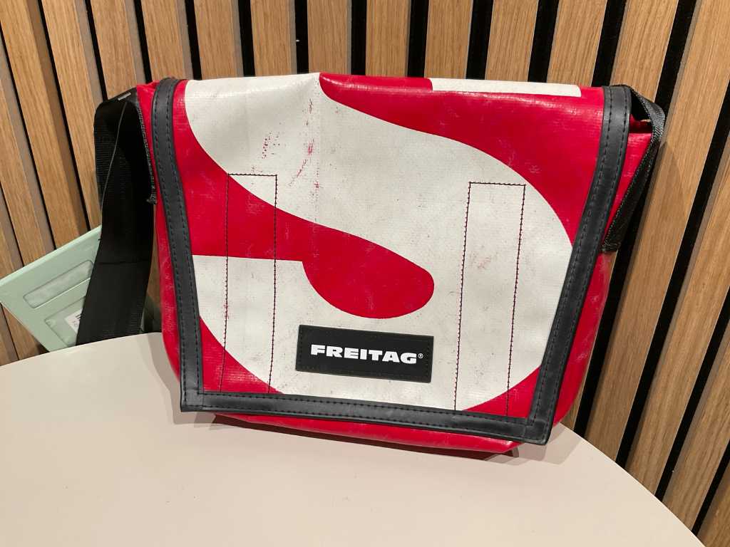 Freitag tracolla on sale