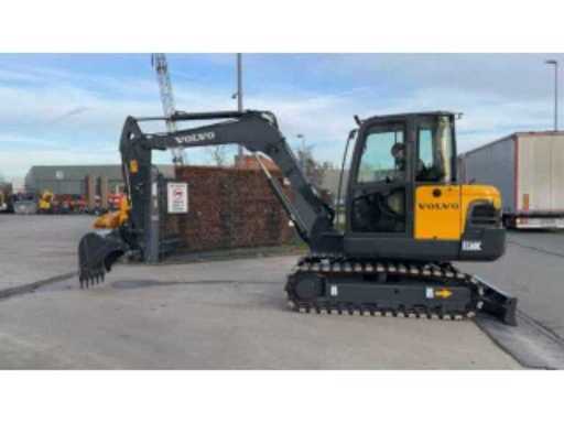 d3797a1e-ce3f-4a48-9316-d419aaacc75d.mp4