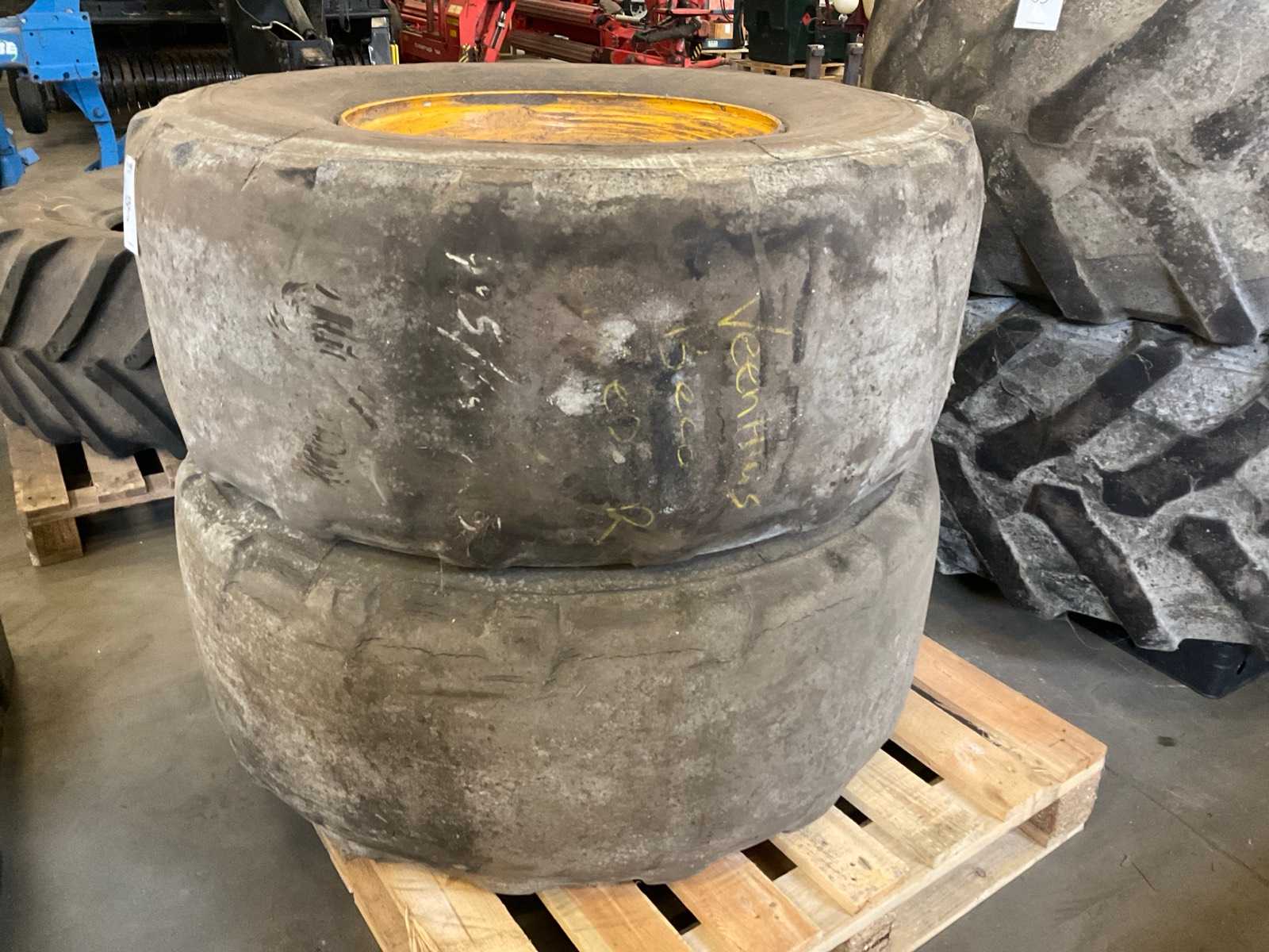 Michelin X Tire on rim (2x)