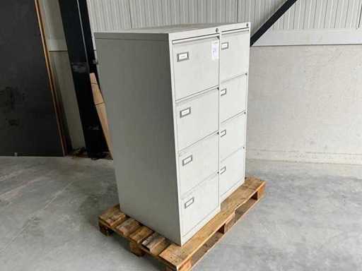 Filing cabinet (2x)