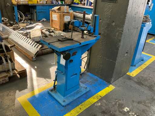 Maszyna do nacinania FRIMOS