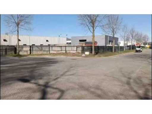 b76d3b06-61bf-458d-a4ab-bd85e5caf827.mp4