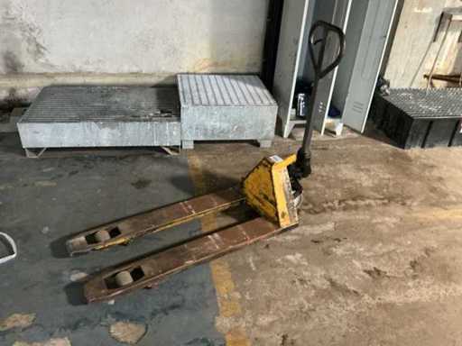 Hydraulic Hand Pallet Truck