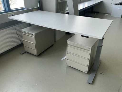 Desk (3x)