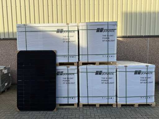 Set of 180 full black solar panels (total power 81,000 wp)