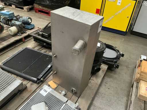 Roestvaststalen tank