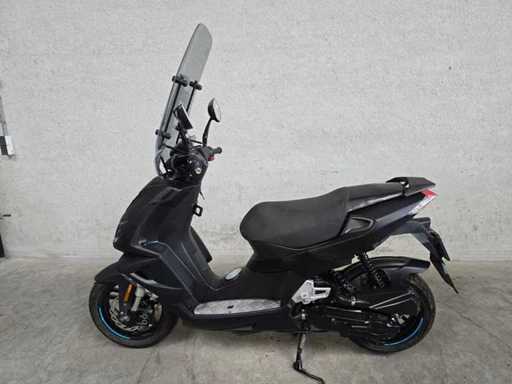 Peugeot - Brom scuter - Speedfight 4 - Moped versiunea 45km dds89k