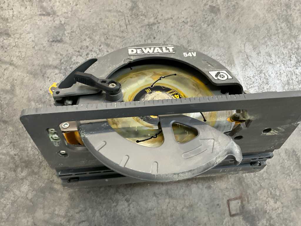 Dcs579 dewalt deals