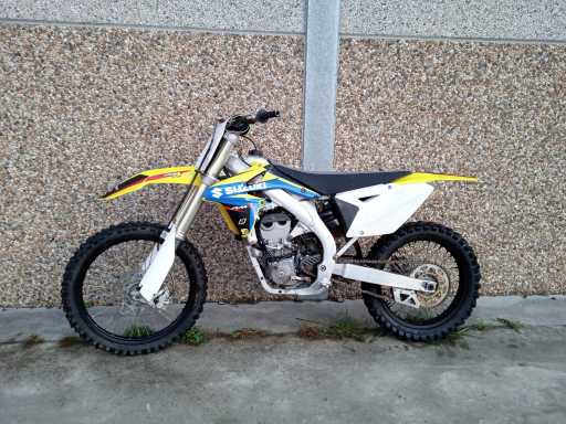 2015 Suzuki RMZ450 Motorcycle