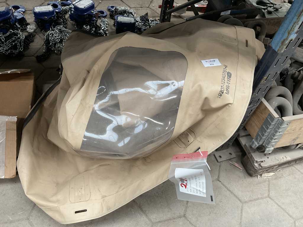 Vehicular fitted cover (2x)