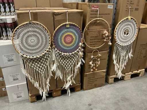 Goods from bankruptcy decoration and packaging wholesalers