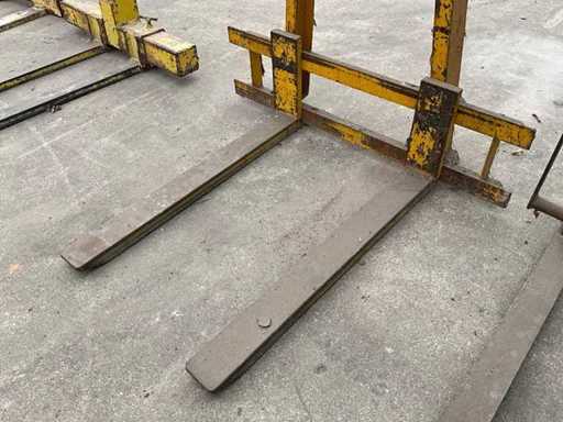 2007 Valloggia Pallet Hook