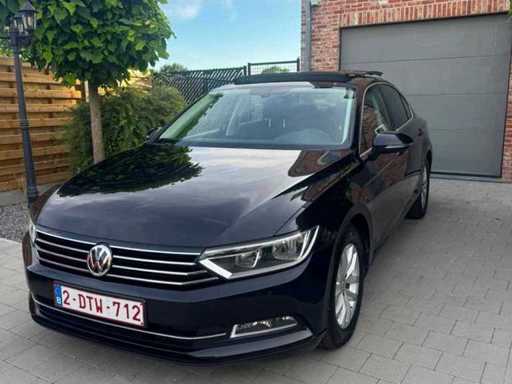 2018 Volkswagen Passat Business Limousine – Automatik – Panorama – Ergocomfort