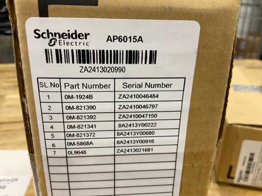 Schneider electric AP6015A Rack