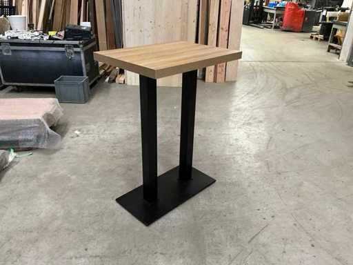 Stehtisch 800x600x50mm Eiche, schwarzer Fuß neuwertiger sehr guter Zustand