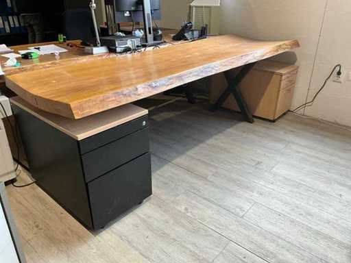 Table des troncs d’arbres (2x)