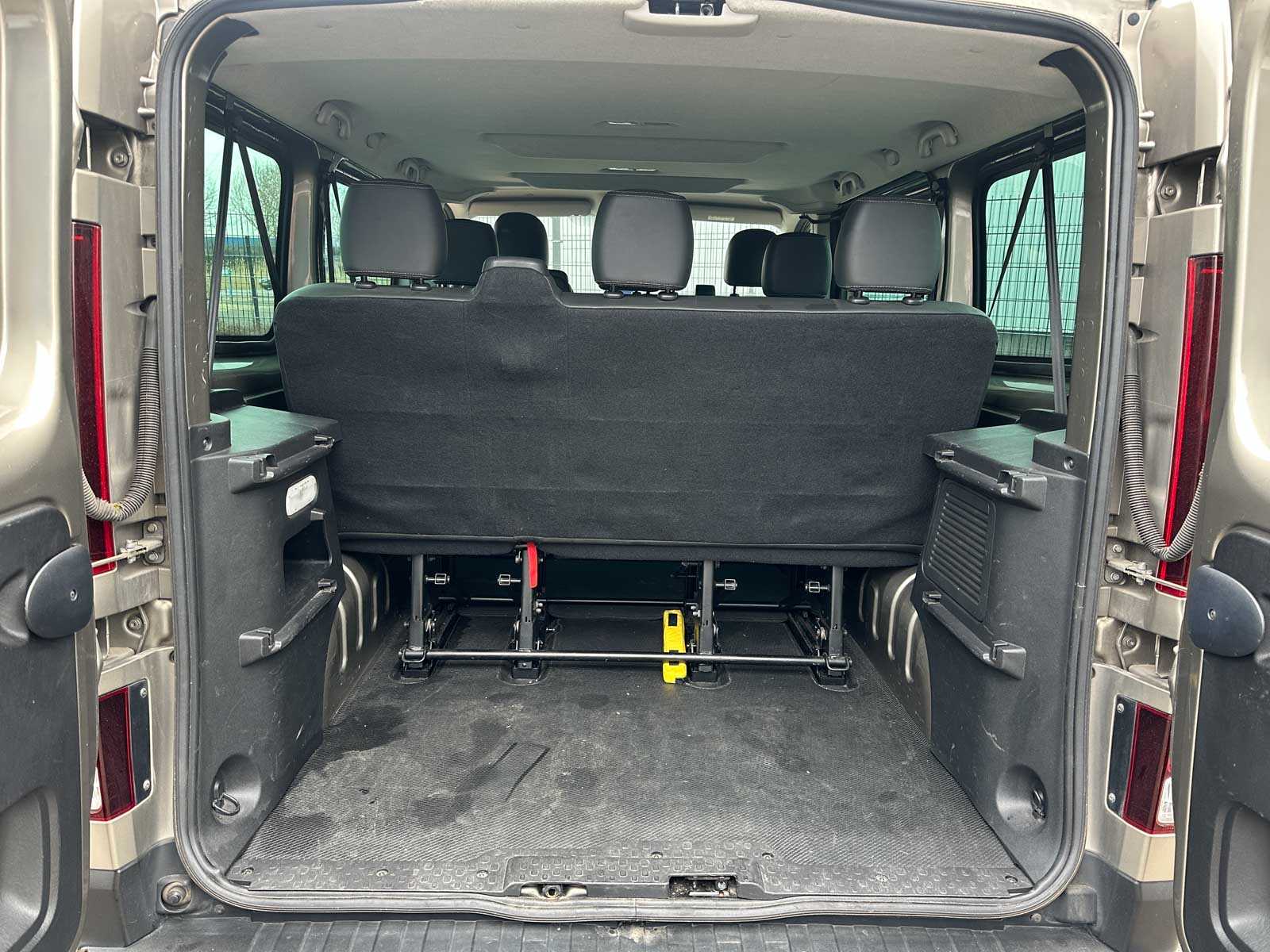 Renault Trafic 9-Seater 2.0 146hp 2020 Commercial Vehicle