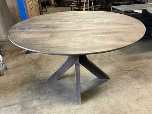 Dining room table