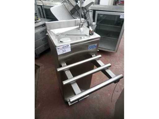 Drinking fountain - Hand washer