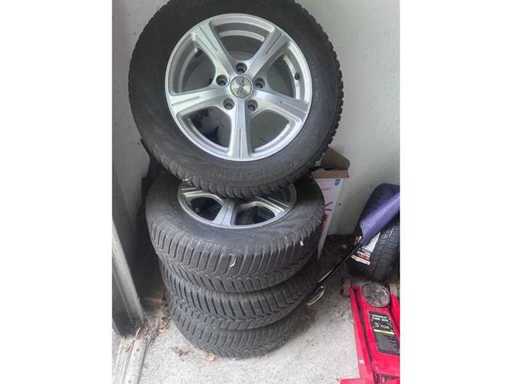 Hyundai - i20 - Tyre, Wheel and Rim