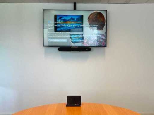 Poly/ Sony - Sistema di videoconferenza 4K da 65"