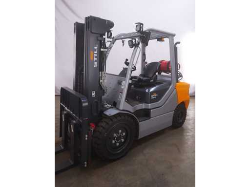 STILL RCG35T Forklift