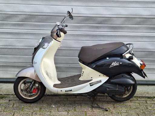 Sym Mio 45 km bromscooter 4takt