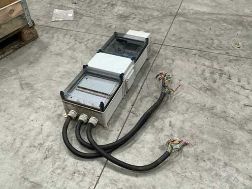 G?ówna skrzynka rozdzielcza zasilania