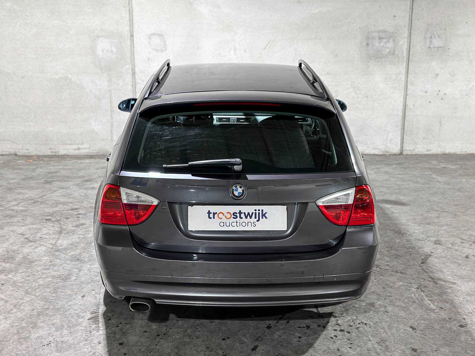 BMW 318i Touring High Executive 3-serie 141pk 2008, 22-HNJ-3 youngtimer