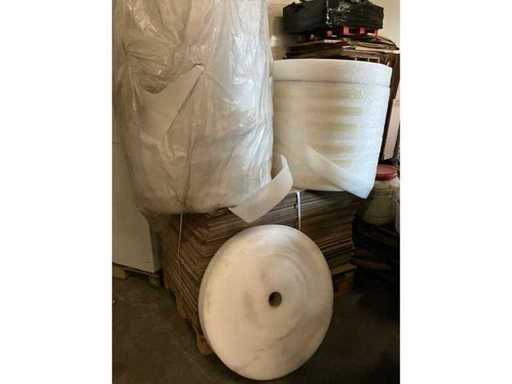 Isolation des bords : film d’emballage de 10 cm (8 rouleaux) et 100 cm (1 rouleau)