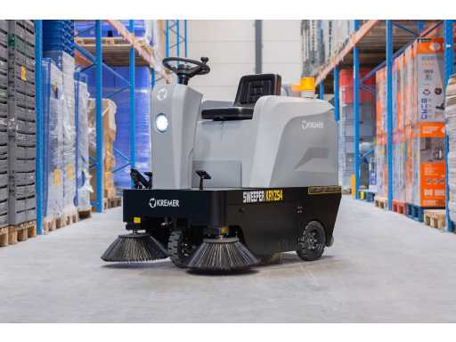 Kremer KRYZS4 Sweeper Seduta