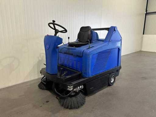 Nilfisk Rijdende Veeger FLOORTEC R 580 P/B