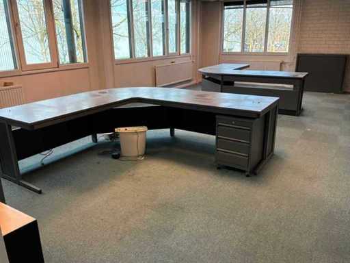 Bureauset (2x) en 3 lage jalouziekasten