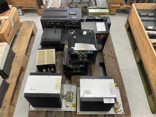 Various power supplies etc (10x)