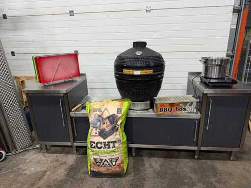 Complete Barbecue Bar with Inamood Kamado 