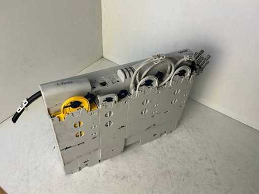 Lenze L-Force E94ASHE0044 Single Drive HighLine frequentieregelaar