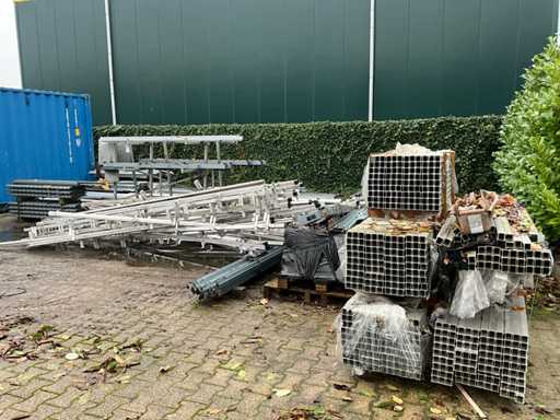 Batch of steel & aluminum profiles