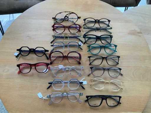Cadre de designer Tom Tailer / Pierre (18x)