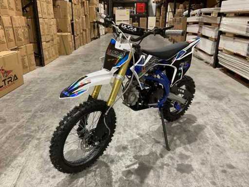 Ultra Motocross DB003 26DE 125cc Blue Motorcycle