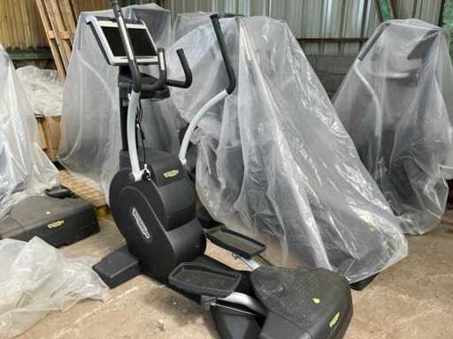 TECHNOGYM - Excite Crossover Unity 2 - Black - Elliptical Trainer