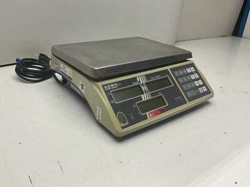 Kern CXB30K2 Counting Weighing Scale