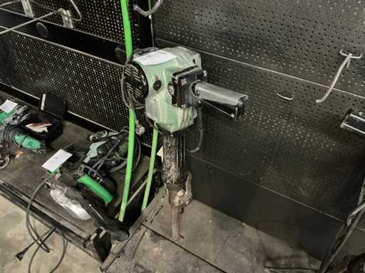 Hitachi H70SD Breaker